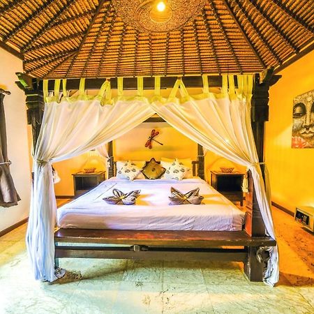 De Cinta Villa - Kuta - 5 Bedrooms - Heart Of Kuta מראה חיצוני תמונה