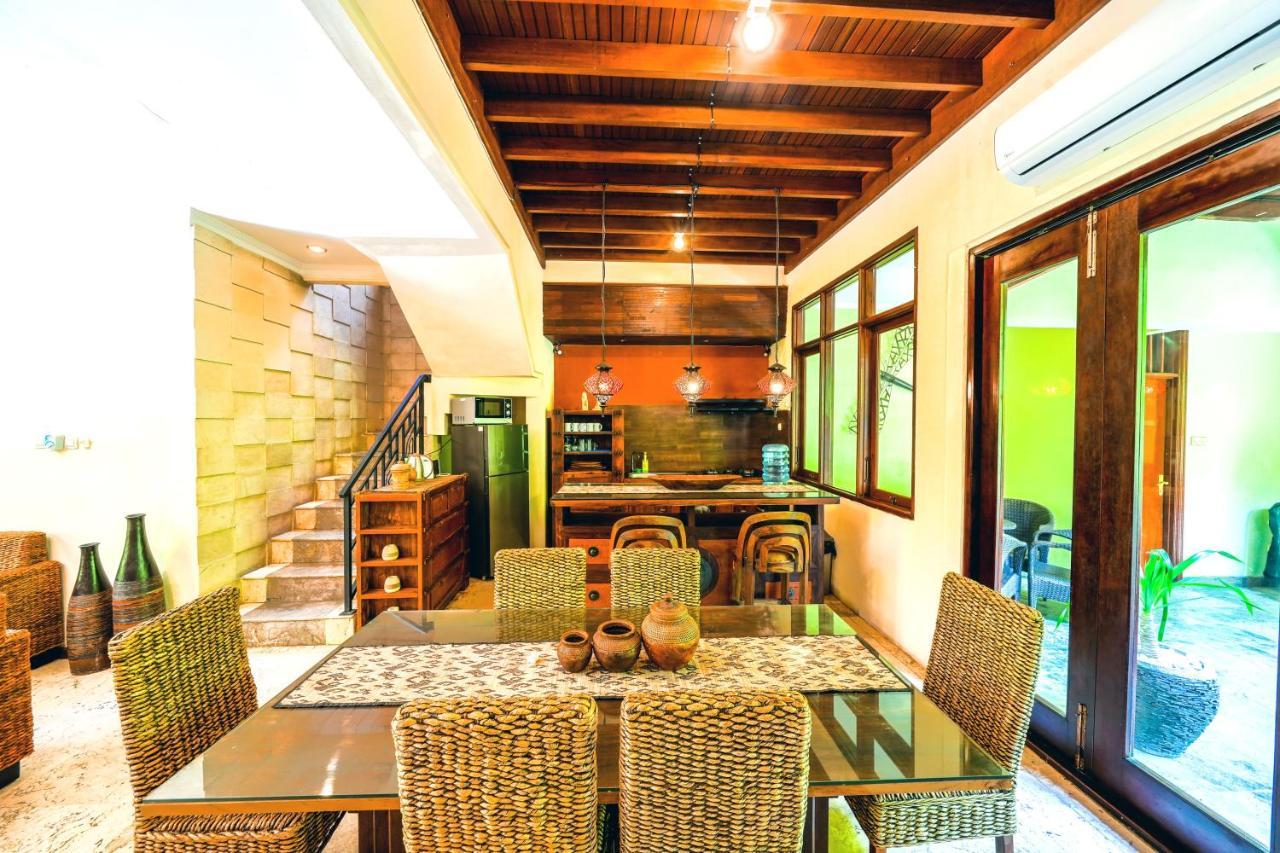 De Cinta Villa - Kuta - 5 Bedrooms - Heart Of Kuta מראה חיצוני תמונה