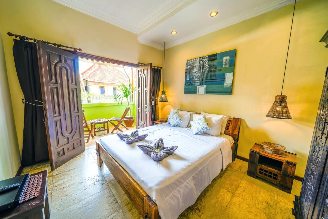 De Cinta Villa - Kuta - 5 Bedrooms - Heart Of Kuta מראה חיצוני תמונה